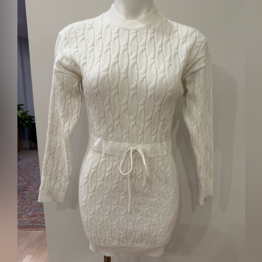 Cloud Ten Elegant White Cable Knit Dress